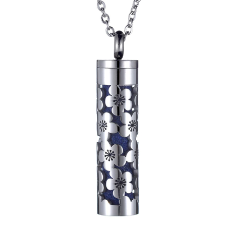 
                
                    Load image into Gallery viewer, Ubelieve Essential Oil Diffuser Necklace (Flower)
                
            